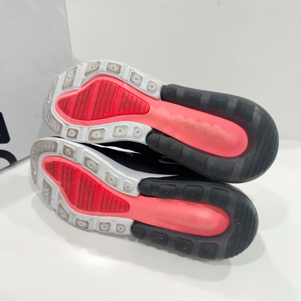 Nike 270 Men’s Shoes - Picture 8 of 9